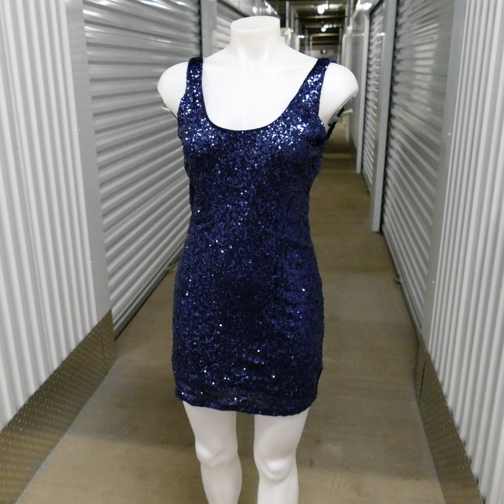 Tobi Blue Sequin Bodycon Mini Dress sz M